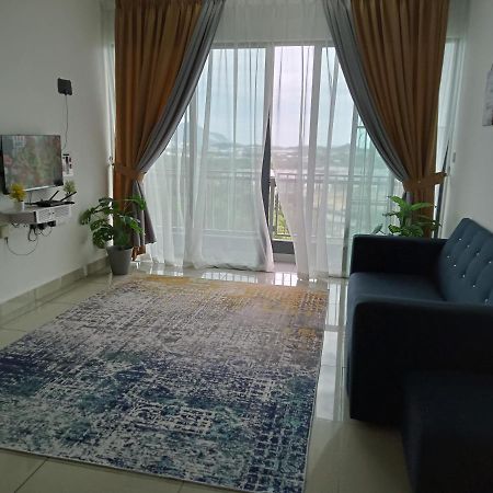 Fz Almyra Homestay Kajang Exterior photo